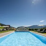奥贝尔苏兹博古特旅馆 *